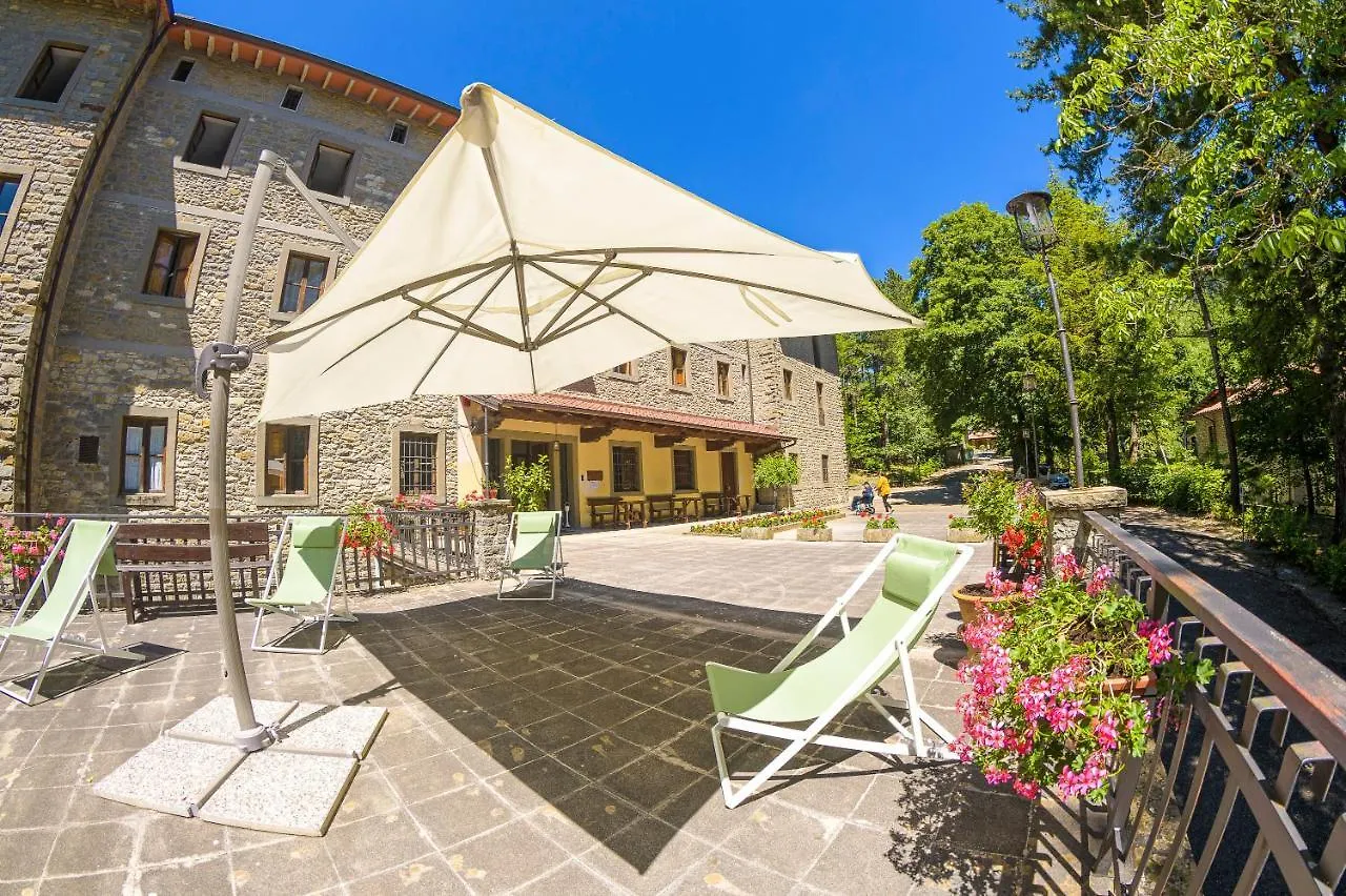 Casa Perferie “Pastor Angelicus” Hotel La Verna Campsite